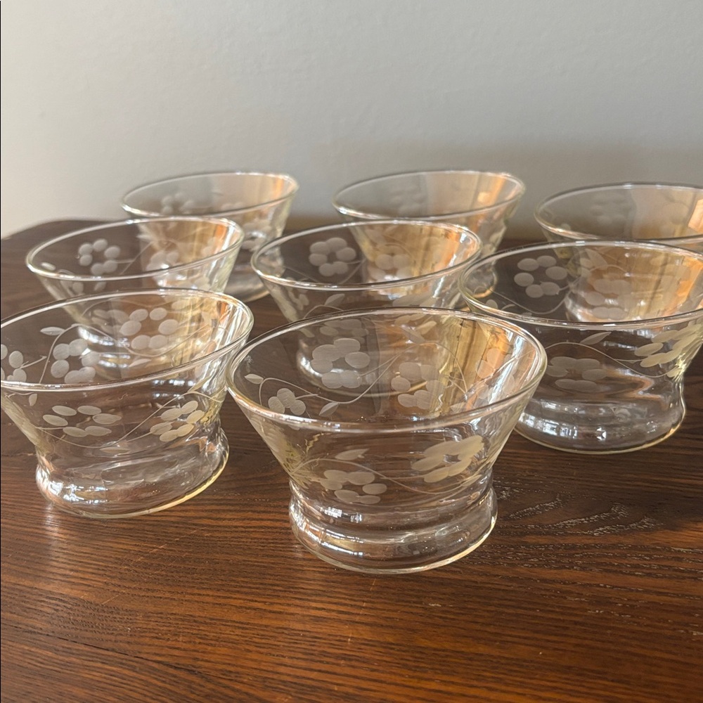 Set of 8 Vintage Yellow Depression Glass Footed Berry Bowls